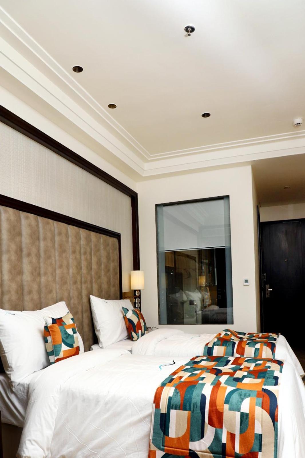 Blusalzz Residence Amritsar Bagian luar foto