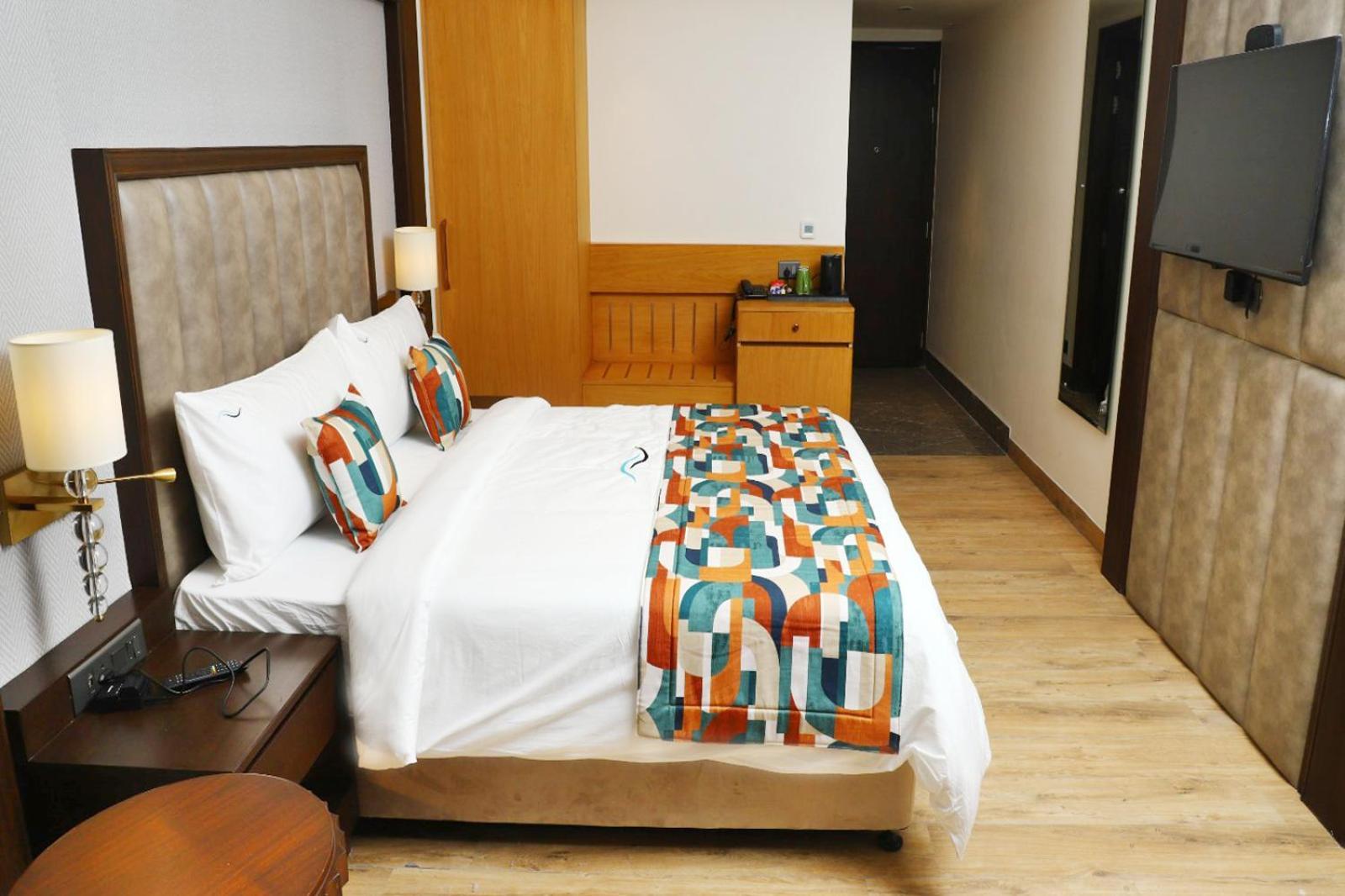 Blusalzz Residence Amritsar Bagian luar foto